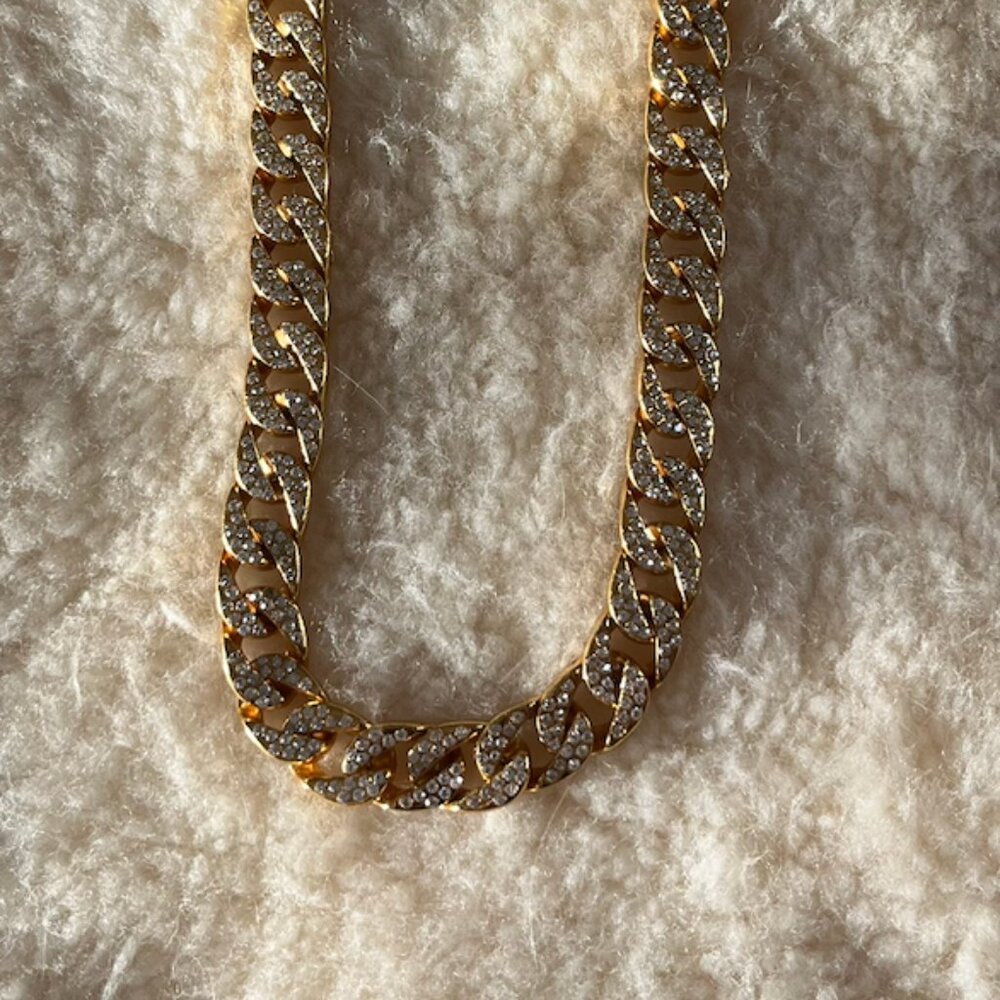 Gold Rhinstone Necklace